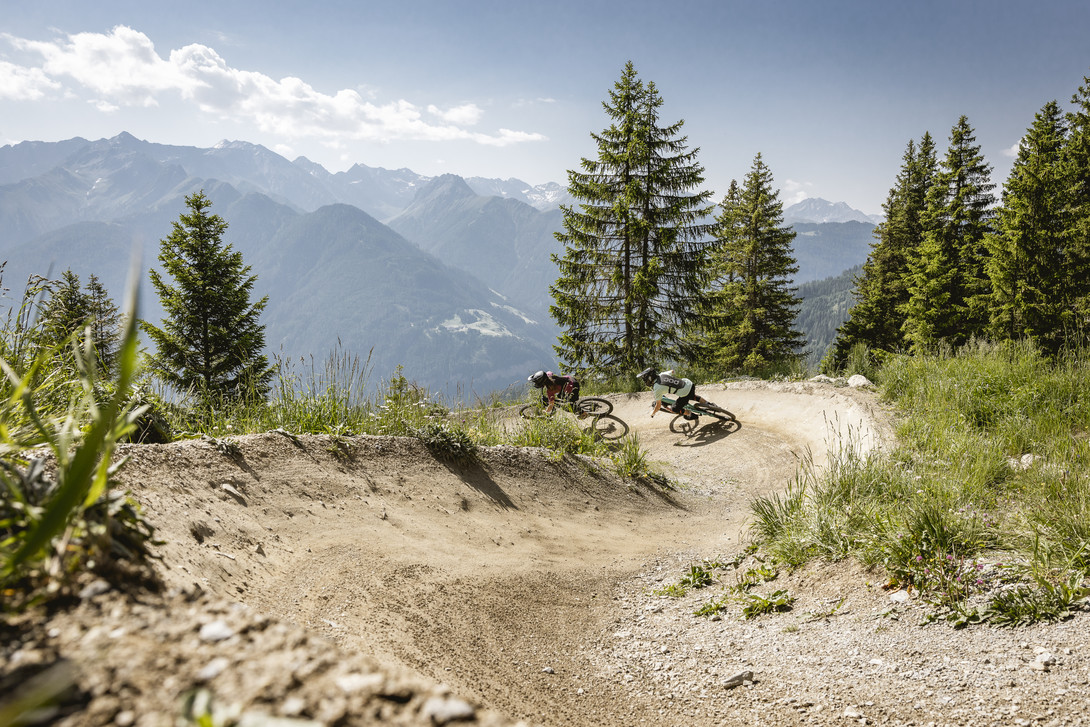 Autumn Riding on the Sun Terrace of Serfaus-Fiss-Ladis (©Serfaus-Fiss-Ladis Marketing GmbH, Rudi Wyhlidal)